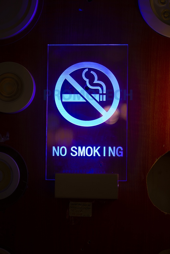 PANNEAU LED NO SMOKING CAYMAN